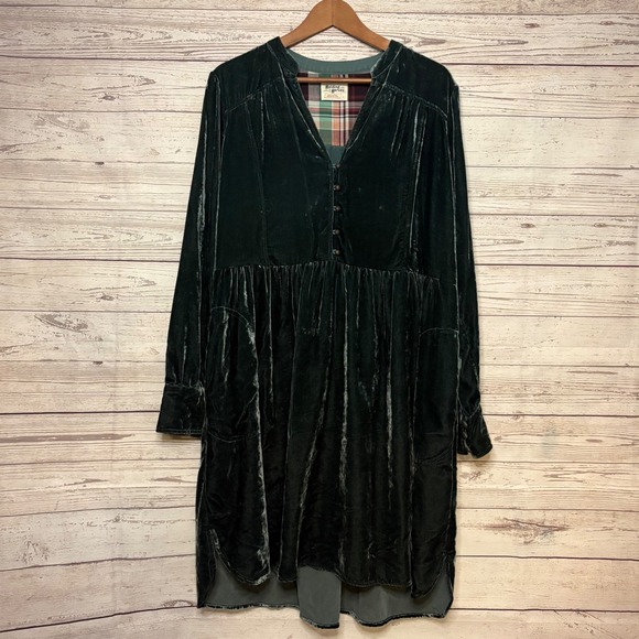 HOLDING HORSES Dresses & Skirts - Holding Horses Anthropologie Green Velvet Plaid Lined Boho Midi Dress Large